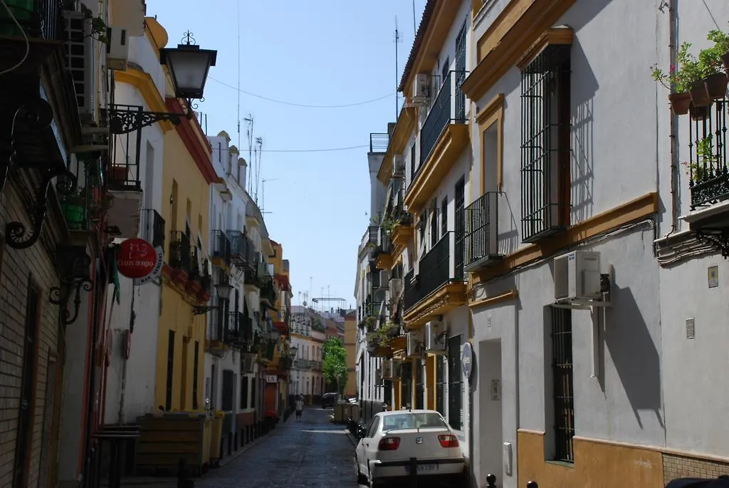 Triana Bridge Apartment Sewilla