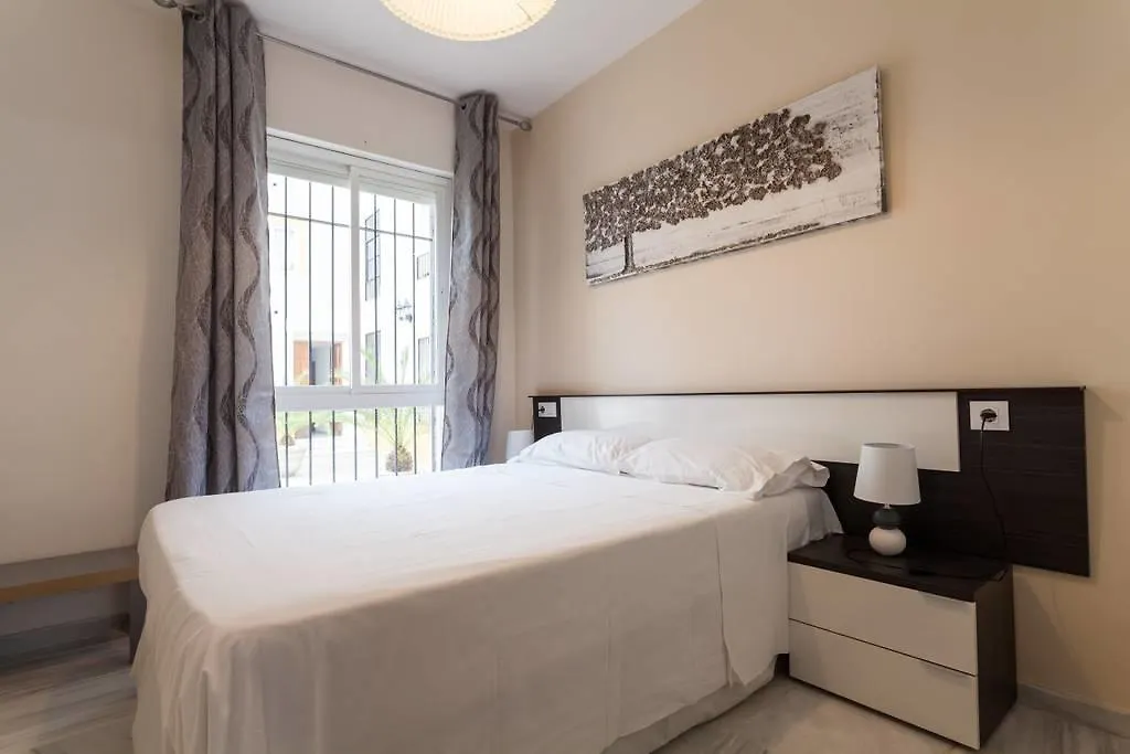 Triana Bridge Apartment Sewilla