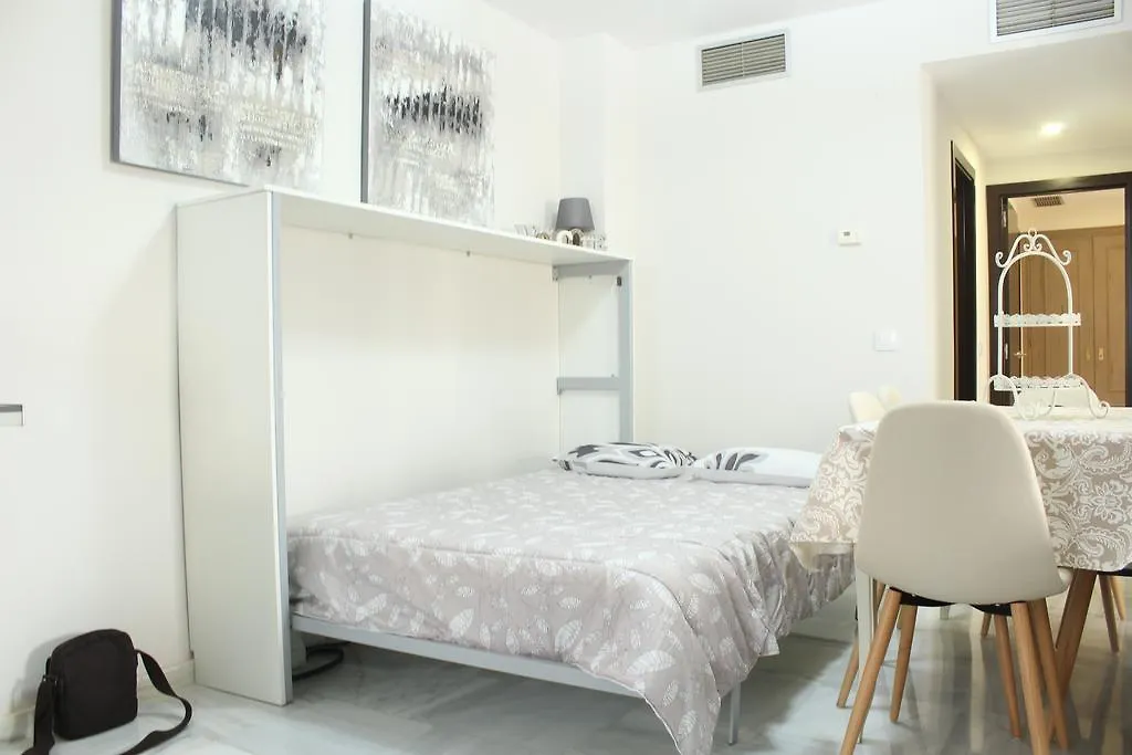 Triana Bridge Apartment 세비야